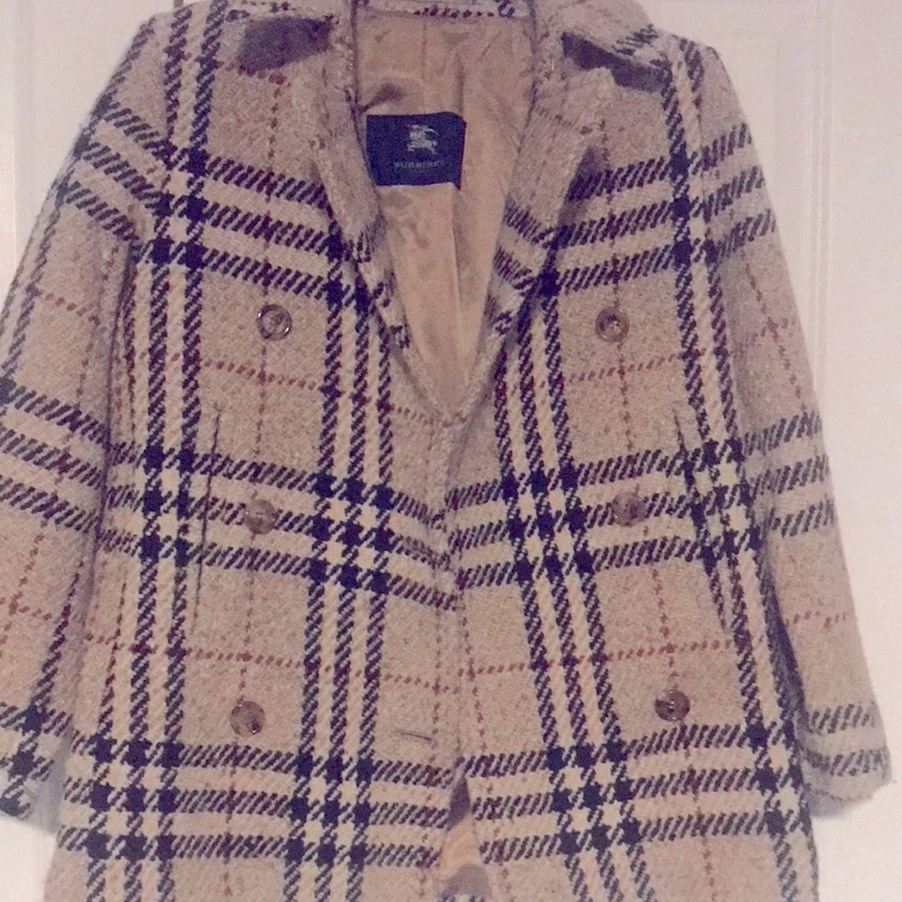 Woman’s Burberry Peacoat